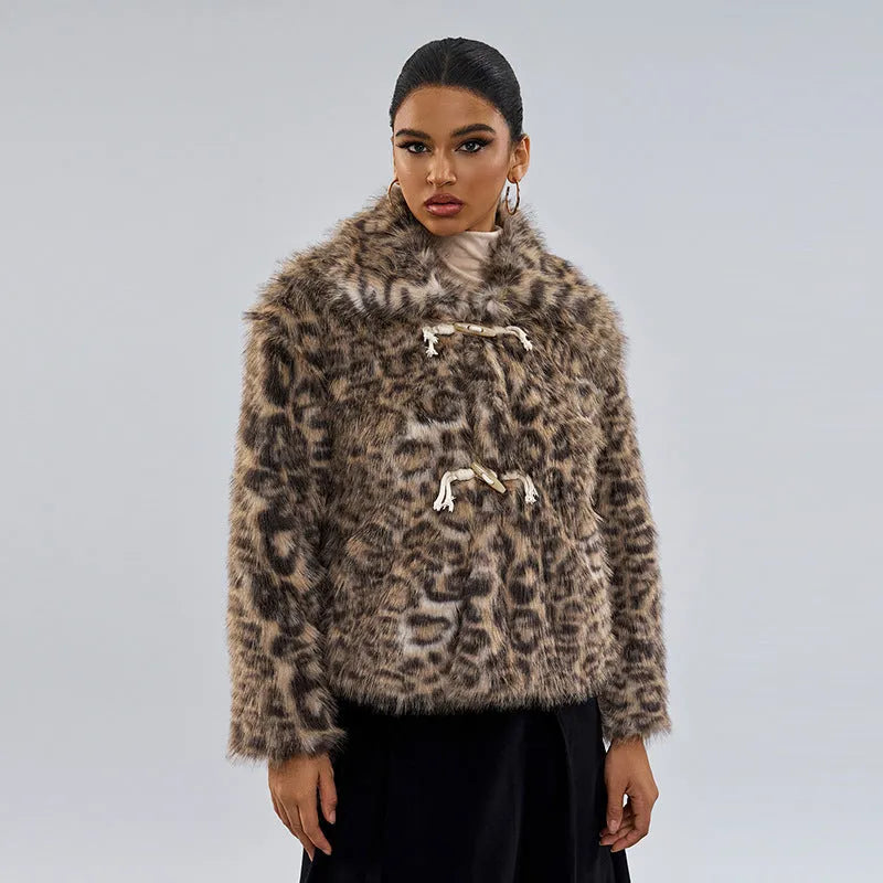 Women's leopard print polyester coat with regular sleeves in street fashion style.