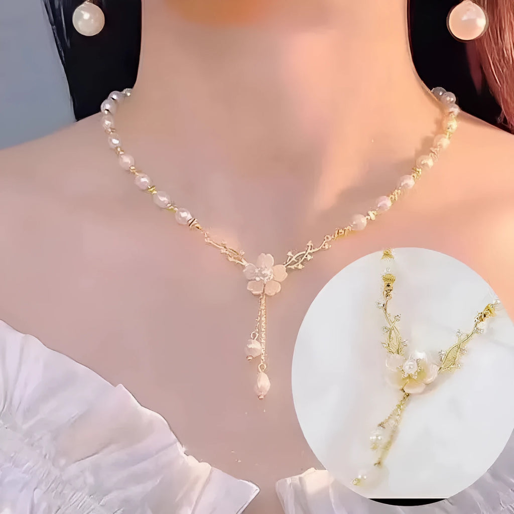 Alloy fashion necklace with pearl flower pendant and rose design elements