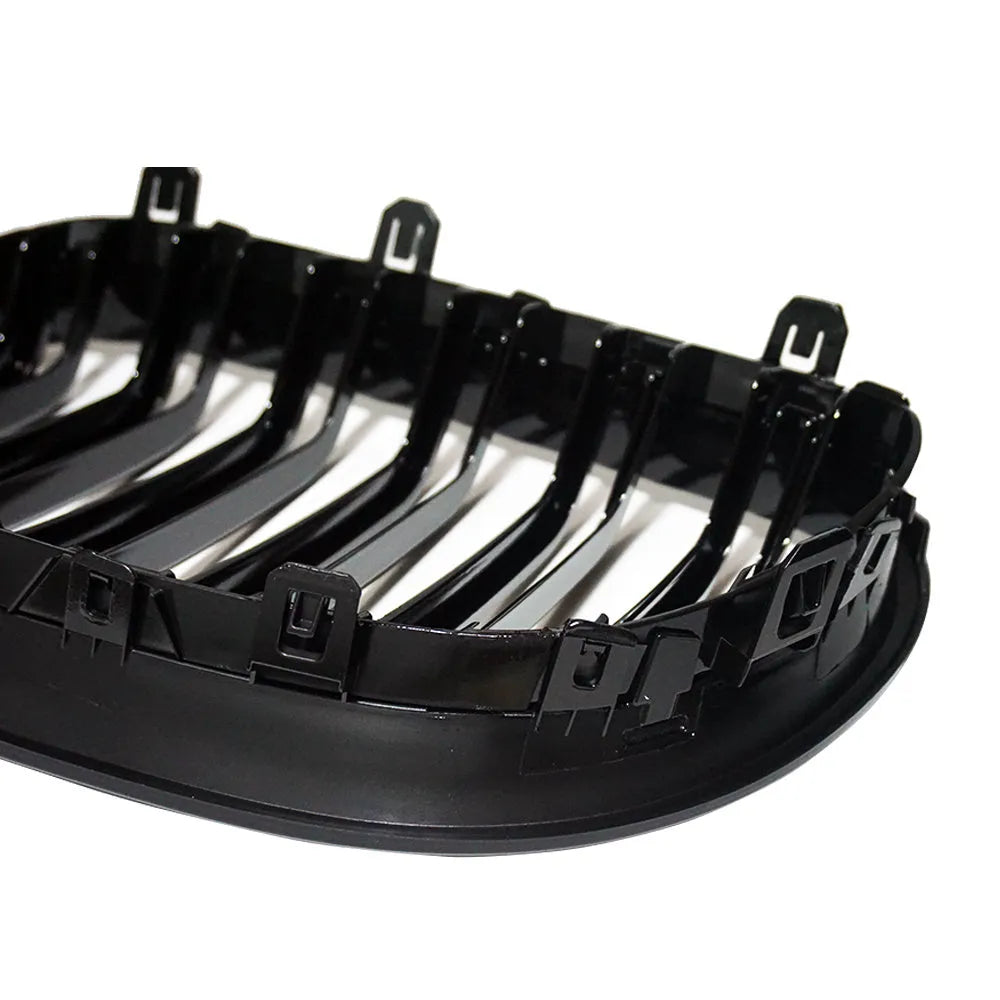 Two-piece carbon fibre finish ABS grille set for BMW 5-Series E60 E66 front bumper 2004-2009