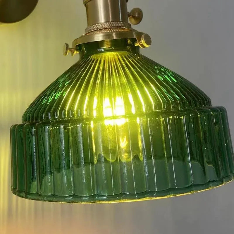 Nordic retro brass chandelier with amber glass lampshade and H65 brass body, 18x20cm, adjustable wire