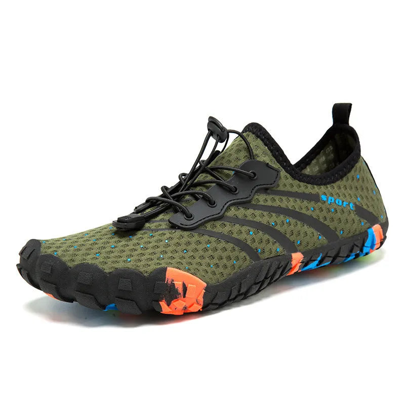 Fast drainage beach swimming couple outdoor fitness shoes in black with mesh upper and rubber sole