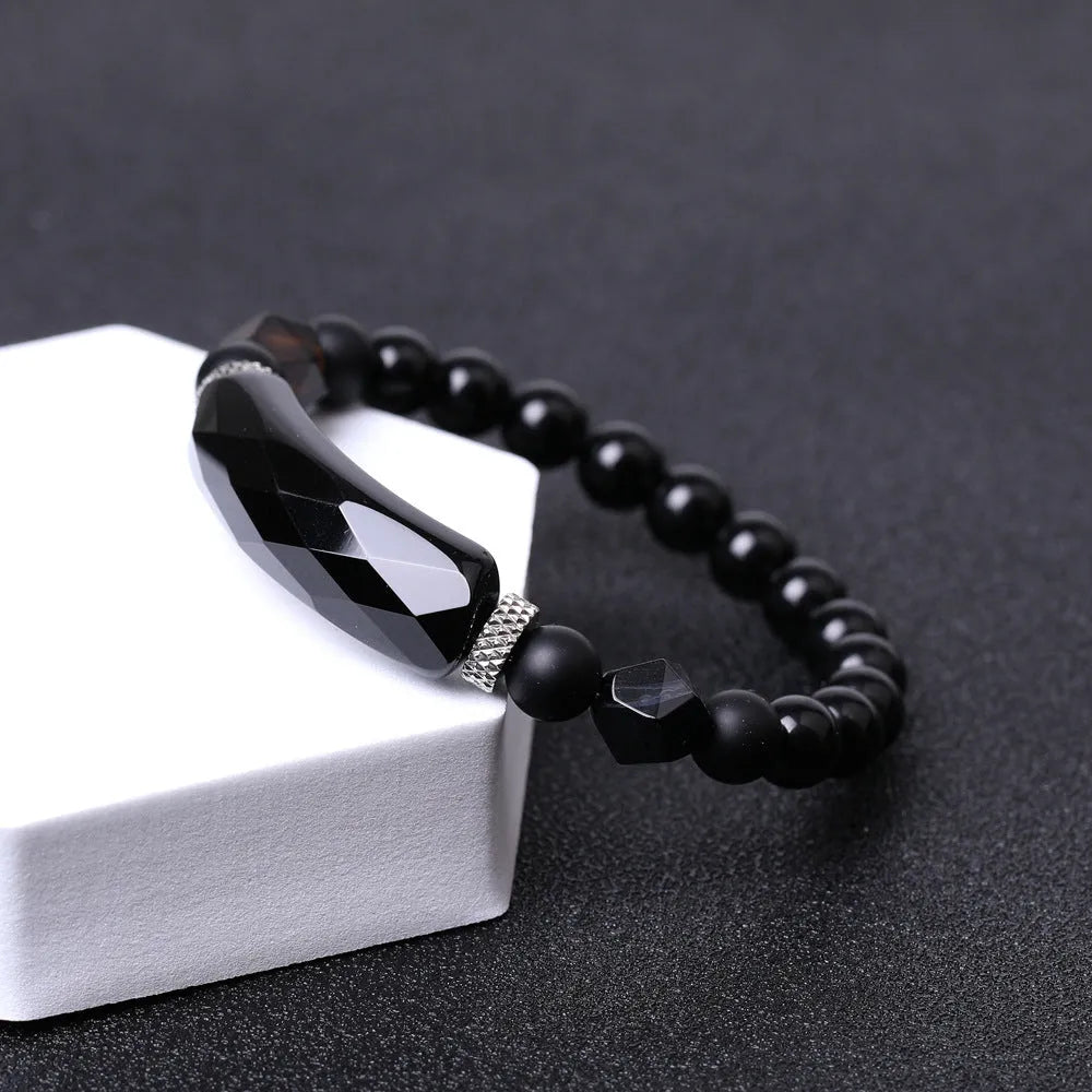 Handmade diamond-shaped agate bracelet with geometric design and fan elements