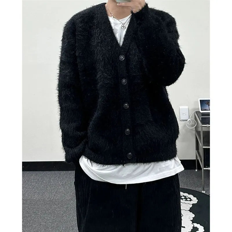 Mohair American Retro V-neck sweater coat in black, loose fit pullover style for teenagers