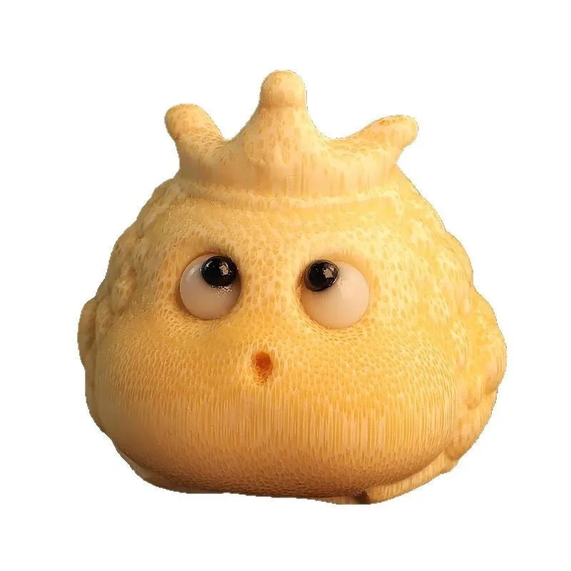 Solid bamboo carving ornament of Crown Princess toad in cute style