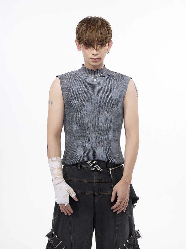 Men's silver pastebrushing wool stretch turtleneck sleeveless vest in black, front view