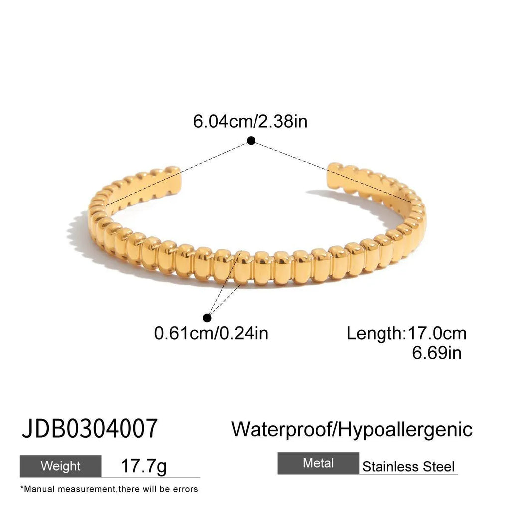 Stainless steel bracelet for women European and American style electroplated finish