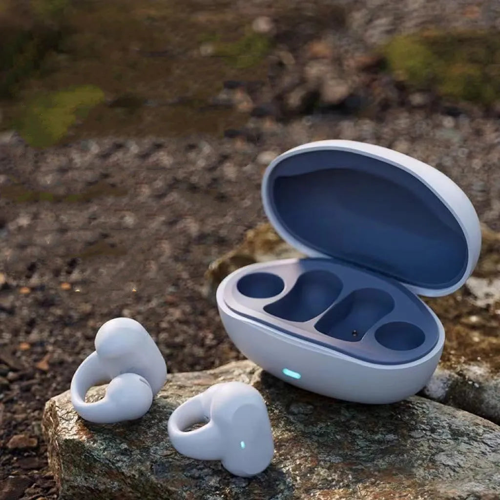 Wireless Bluetooth in-ear headset plastic construction creative design i113 Black