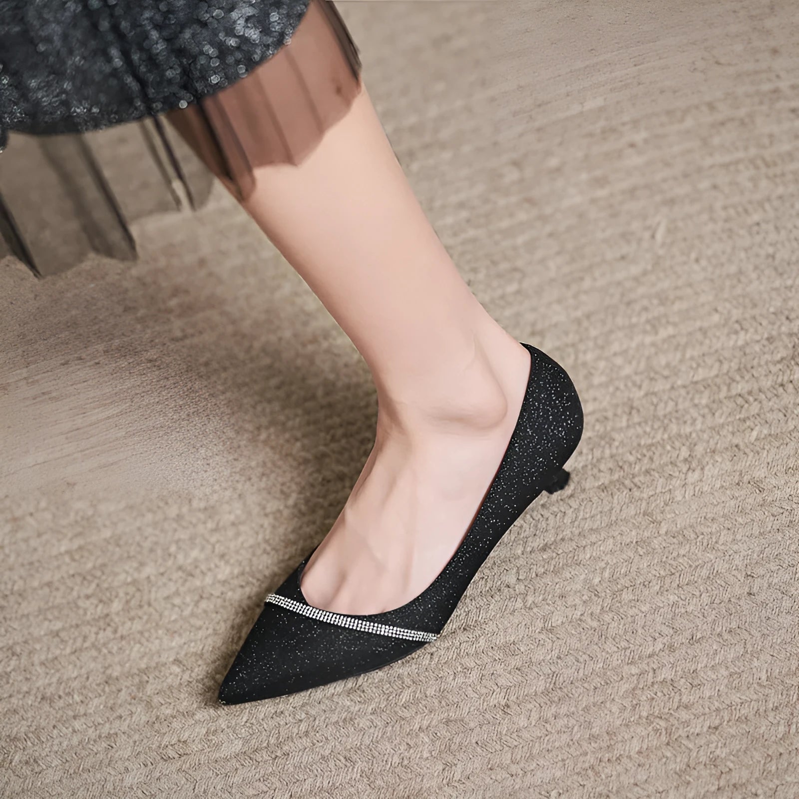 French style sequined black high heels with 7cm thin heel and low upper