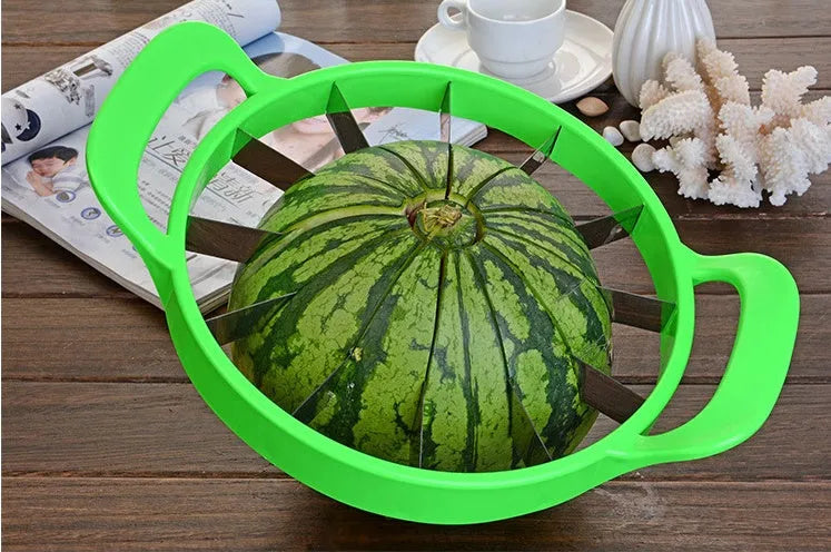 Green multi-function fruit slicer with stainless steel blade for cutting watermelon into 12 slices, 29cm diameter