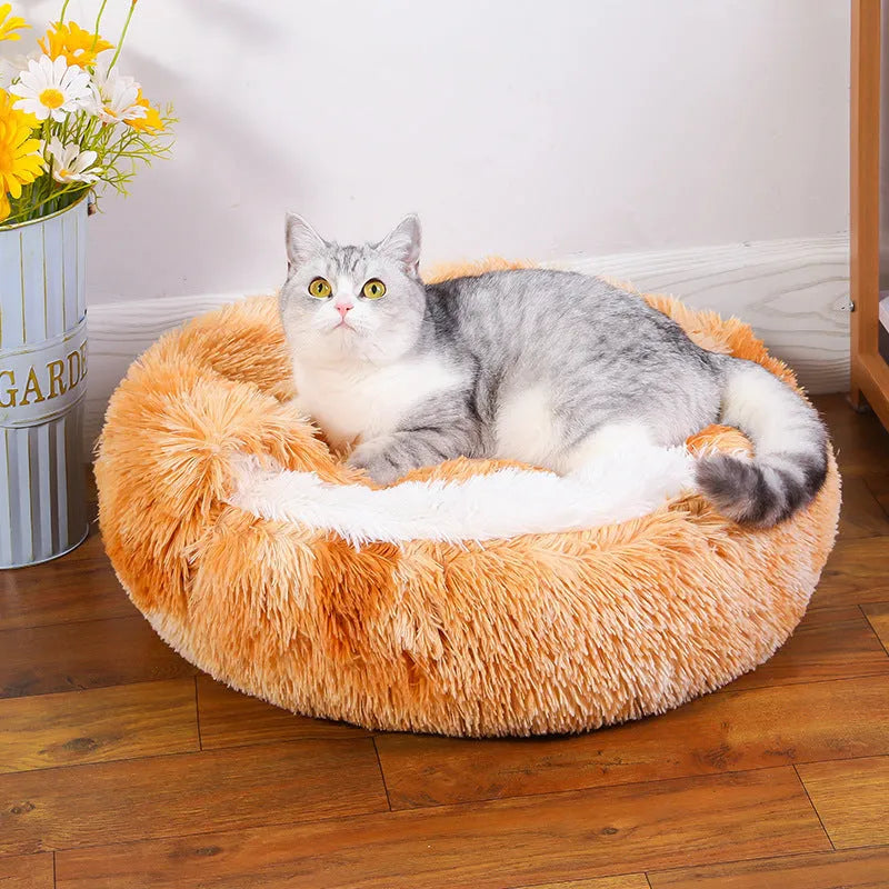 Waterproof cloth semi-enclosed dog kennel in gradient colour with warm room design