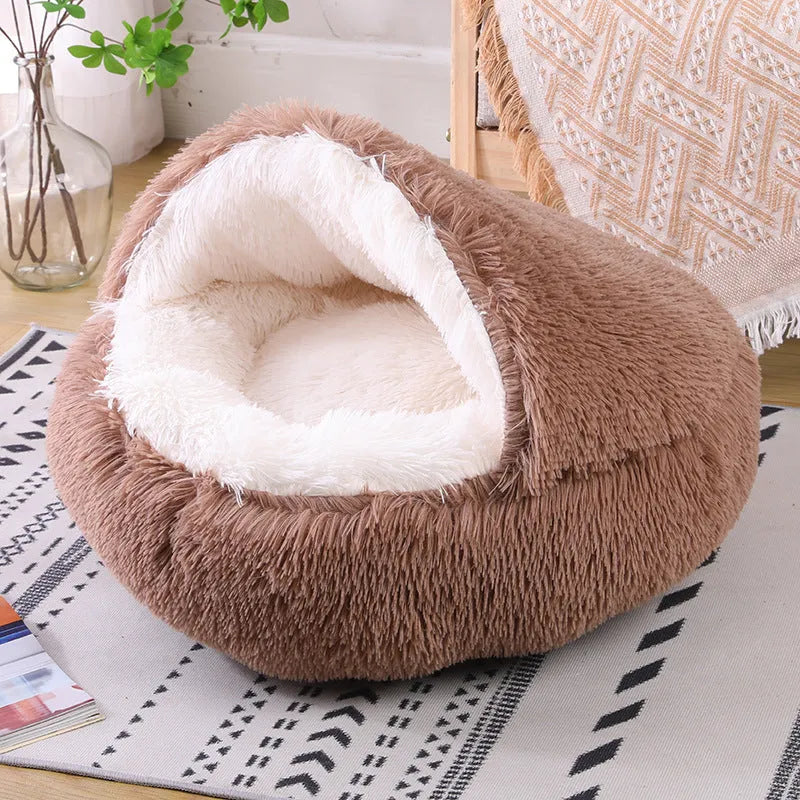 Waterproof cloth semi-enclosed dog kennel in gradient colour with warm room design
