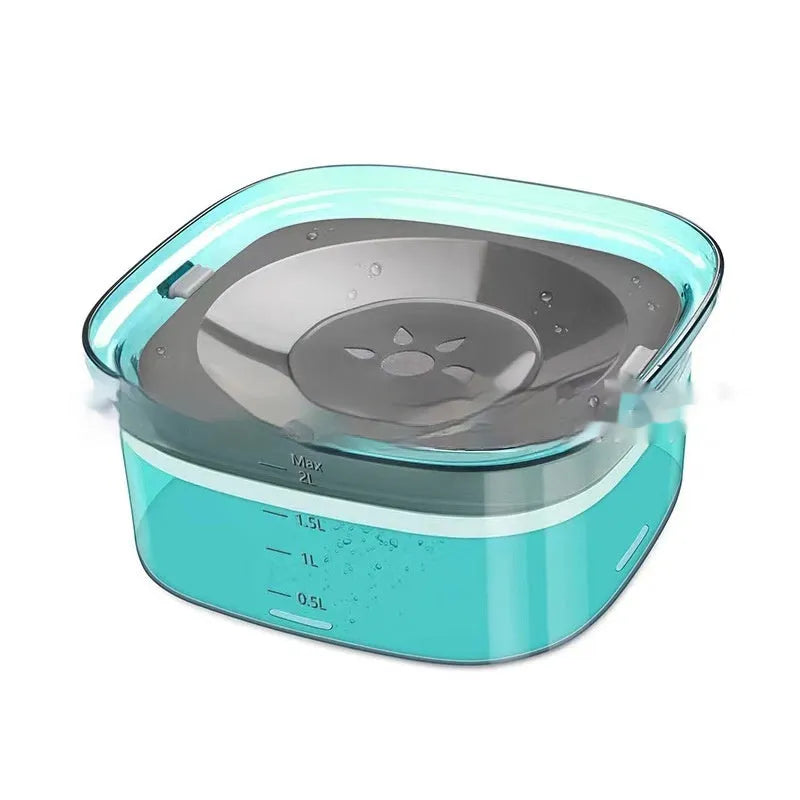 Transparent 70oz/2L dog water bowl with visible water level and floating disk