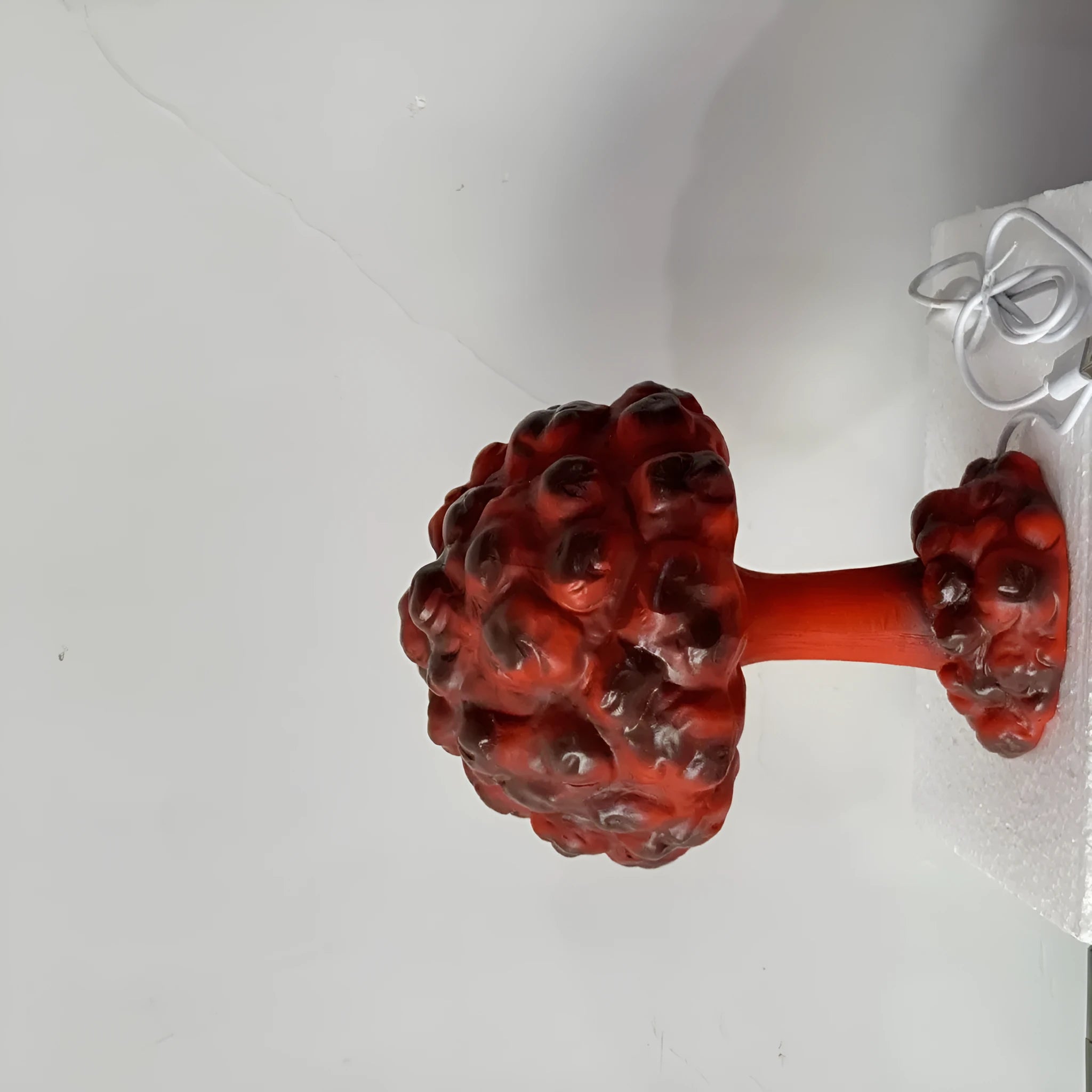 Mushroom cloud shaped table lamp with modern art design and USB power socket