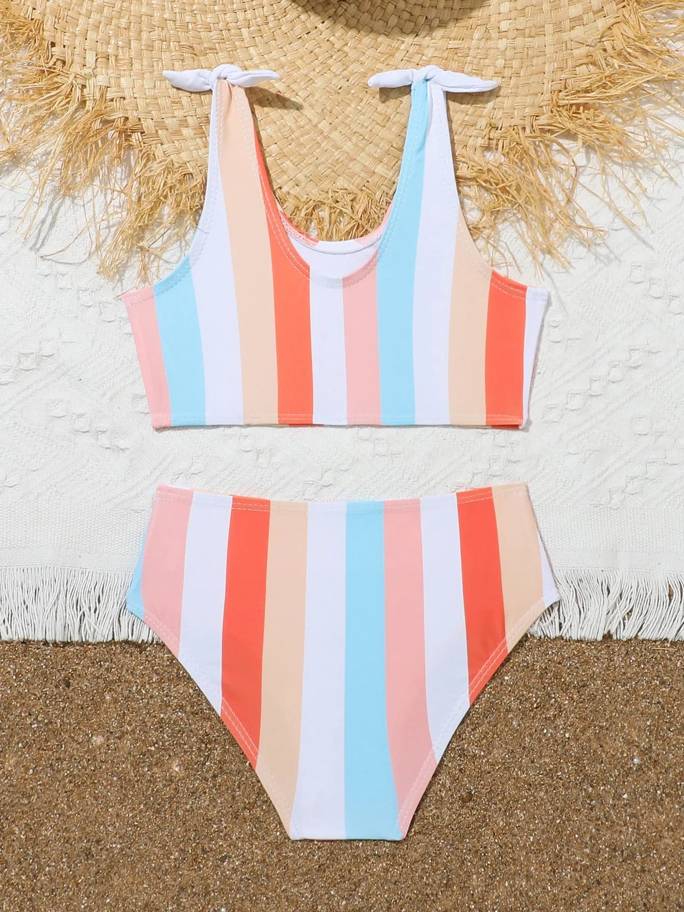 Girls printed plaid two-piece swimsuit set with polyester lining for seaside holidays and swimming