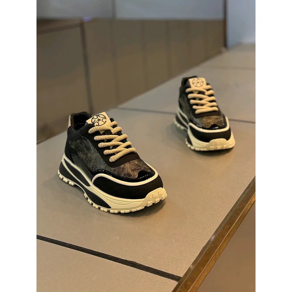 Thick sole retro daddy shoes, synthetic leather, round toe, front lace-up, mid heel, black colour