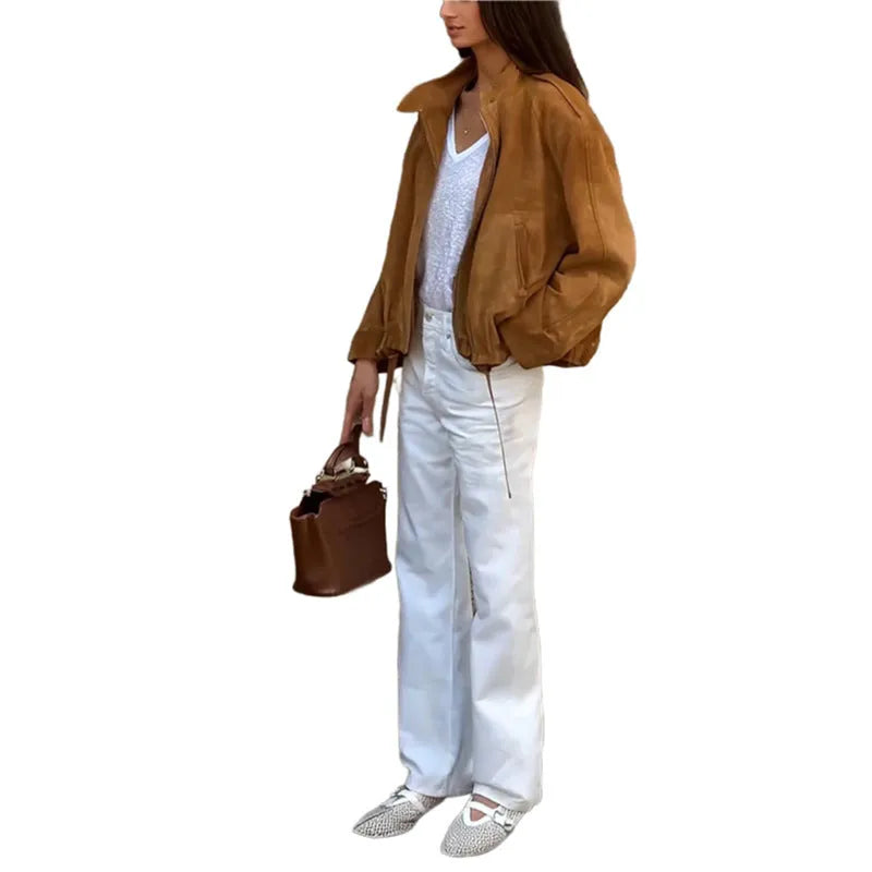 Solid colour loose-fit retro jacket with long sleeves on a model