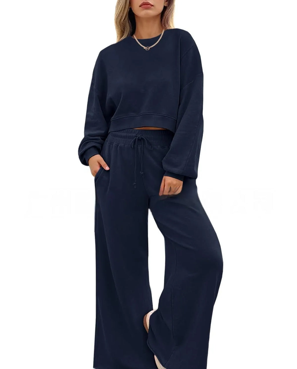 Women's solid colour polyester two-piece set with long sleeves and trousers in streetwear style