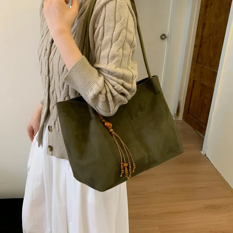Large capacity suede tote bag with pendant, horizontal square shape, available in black, brown, coffee, and green