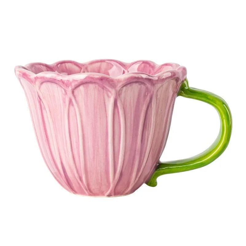 Ceramic breakfast cup with floral pattern, 500ml capacity, pastoral style design