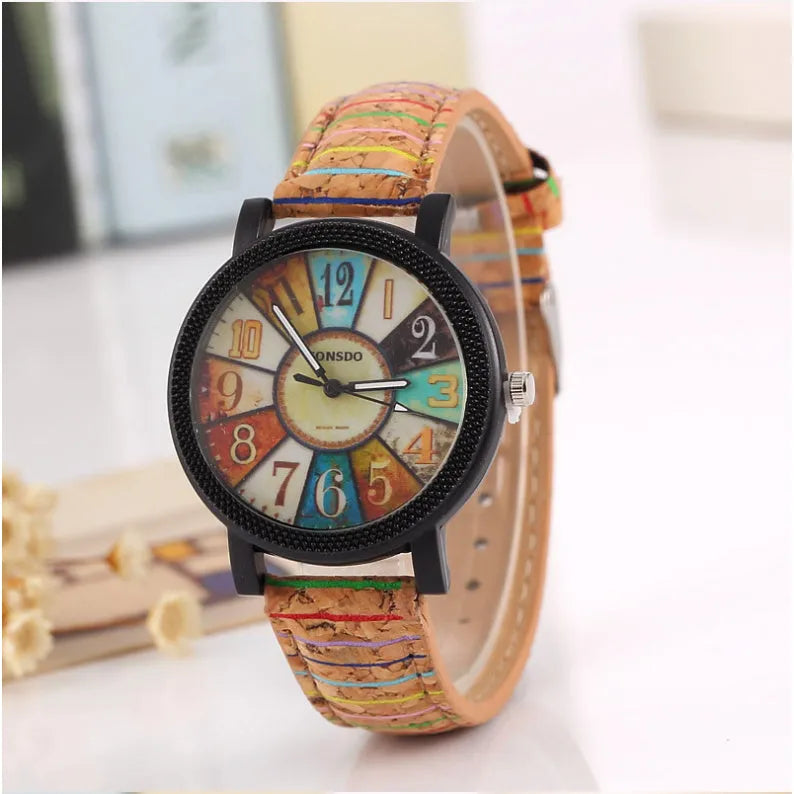 Women's vintage quartz wrist watch with 37mm round dial and leather strap