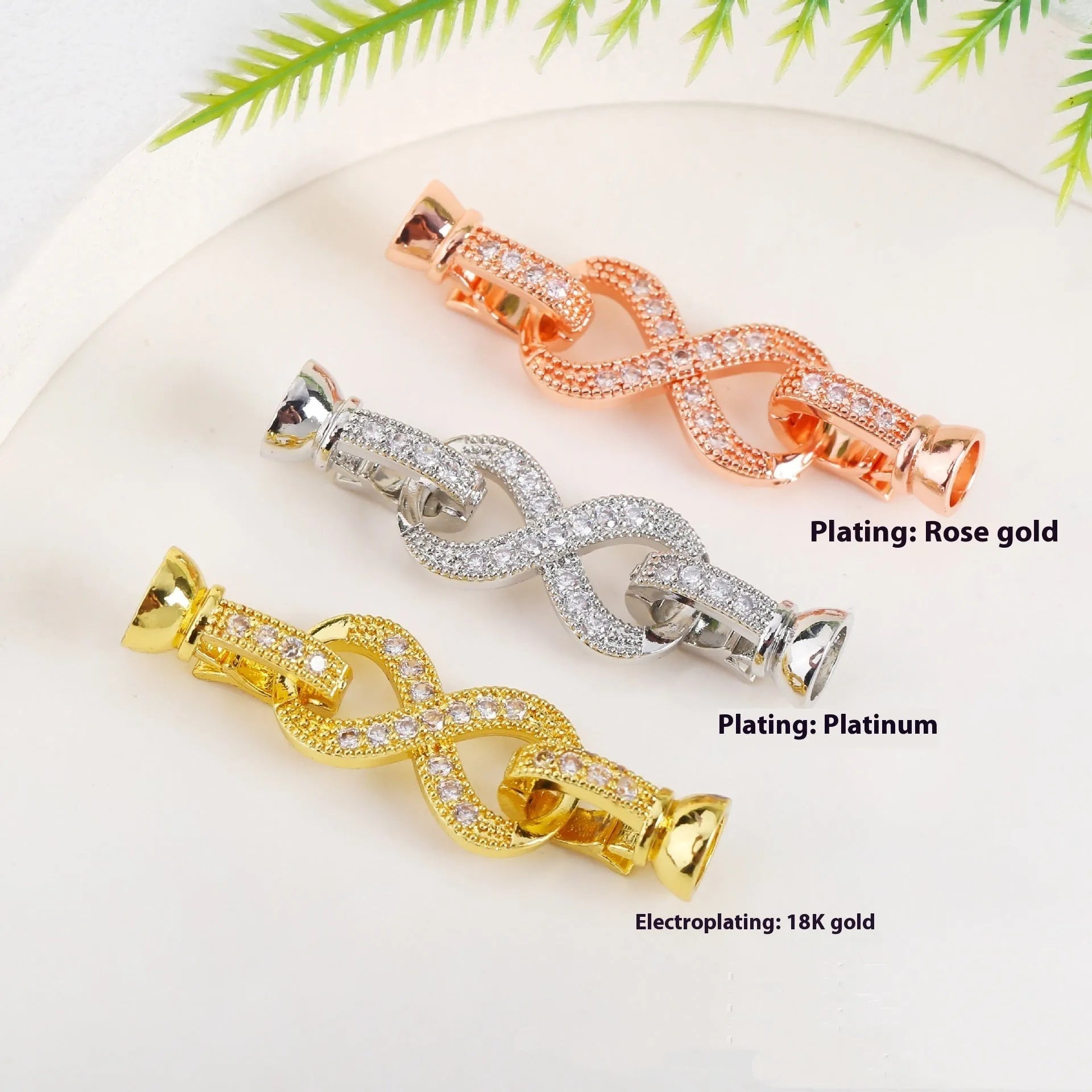 Small 18K gold colour pearl necklace buckle for DIY jewellery making