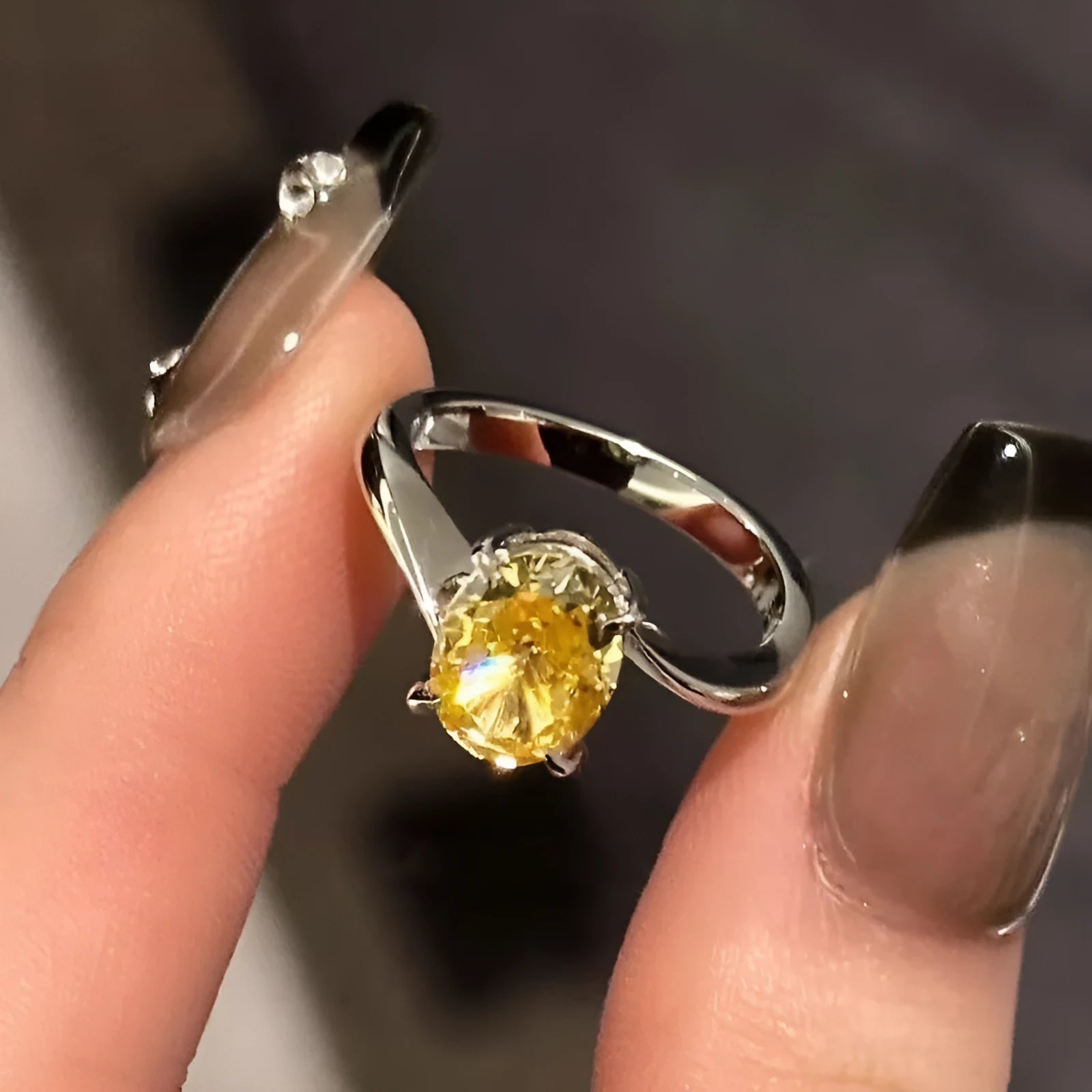 Yellow rock sugar crystal ring on copper base with Seiko treatment, women's ring sizes No 5 to No 8
