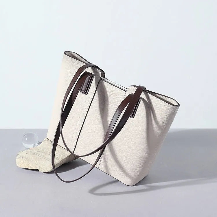 Genuine leather women's commuter shoulder bag with internal phone pocket in urban simplicity style