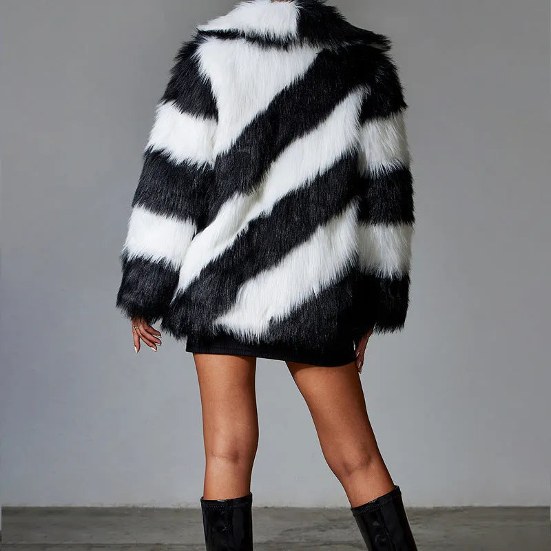 Women's faux fur coat with lapel contrast colour and fur collar, 50cm length