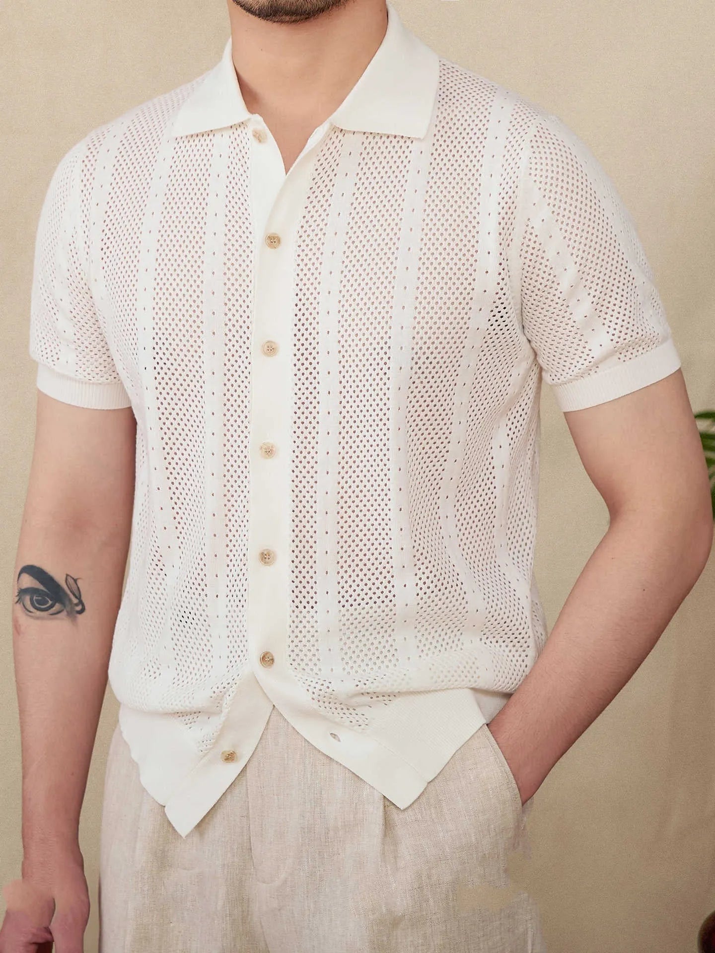 Short sleeve lapel cardigan in breathable 100% cotton with striped knit pattern, available in creamy white
