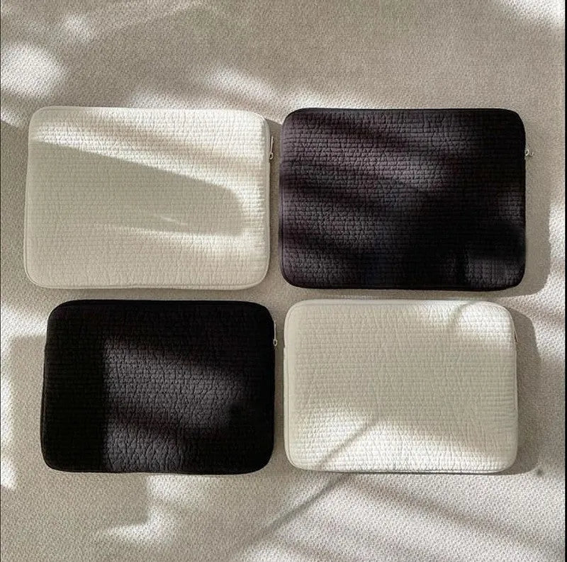 Black and white cotton cloth hand-held laptop bag with anti-seismic tablet protection