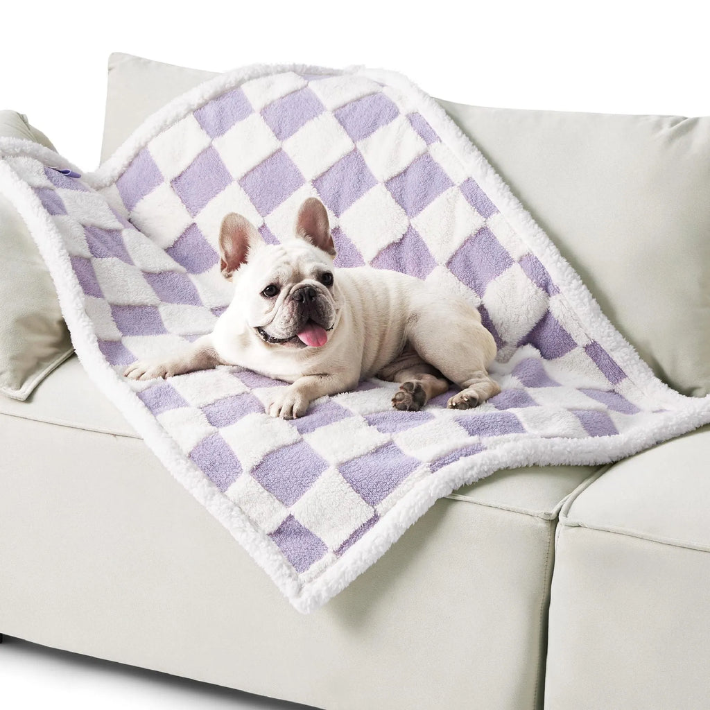 Thickened Shu cotton pet waterproof blanket with blue sky and white clouds pattern for dog couch protection