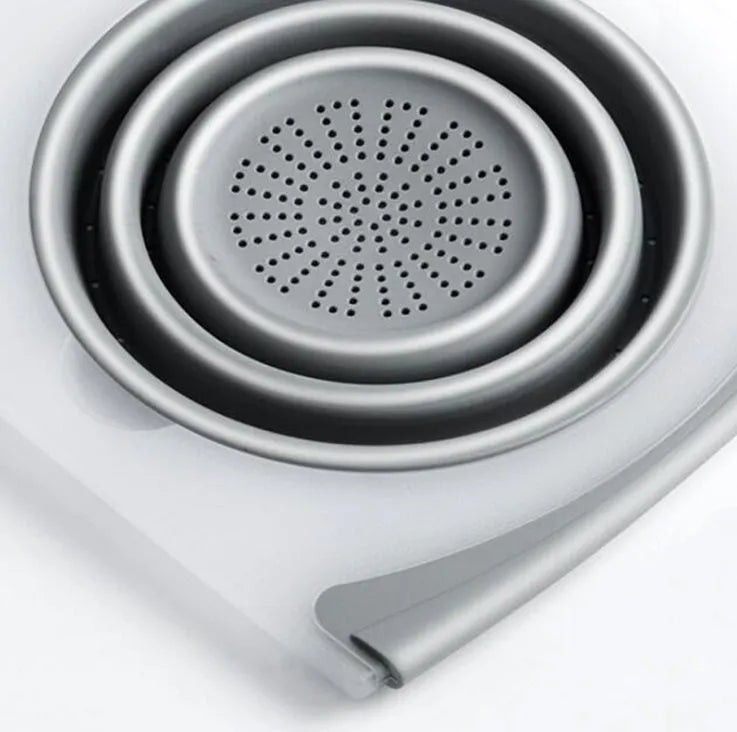Multi-functional 3-in-1 chopping board with detachable folding drain basket in grey, 50x28.5cm
