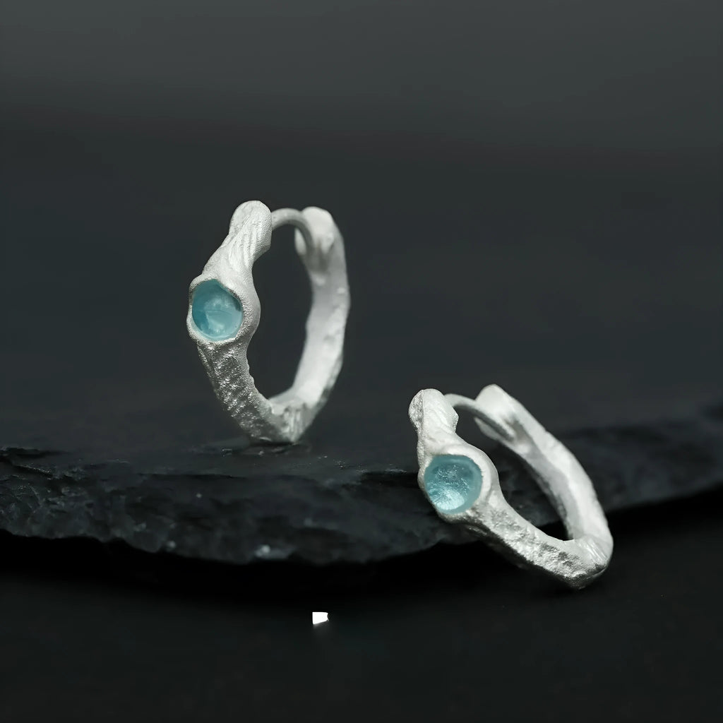 925 sterling silver geometric ear clip with burnt silver electroplating finish and circular design elements