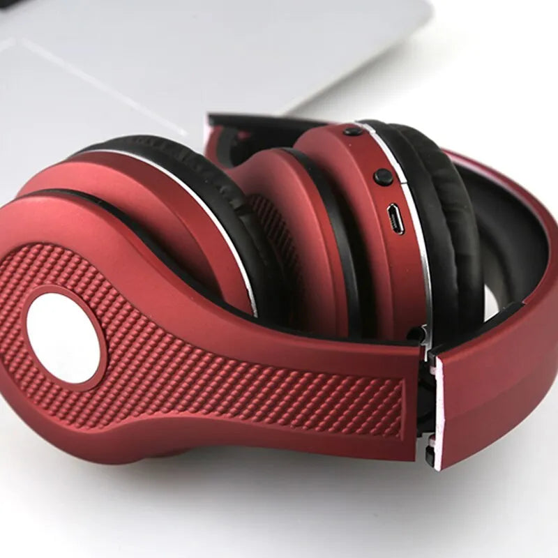 Metallic Bluetooth headset V5.0 in black, red, blue, gold with FM card and voice control