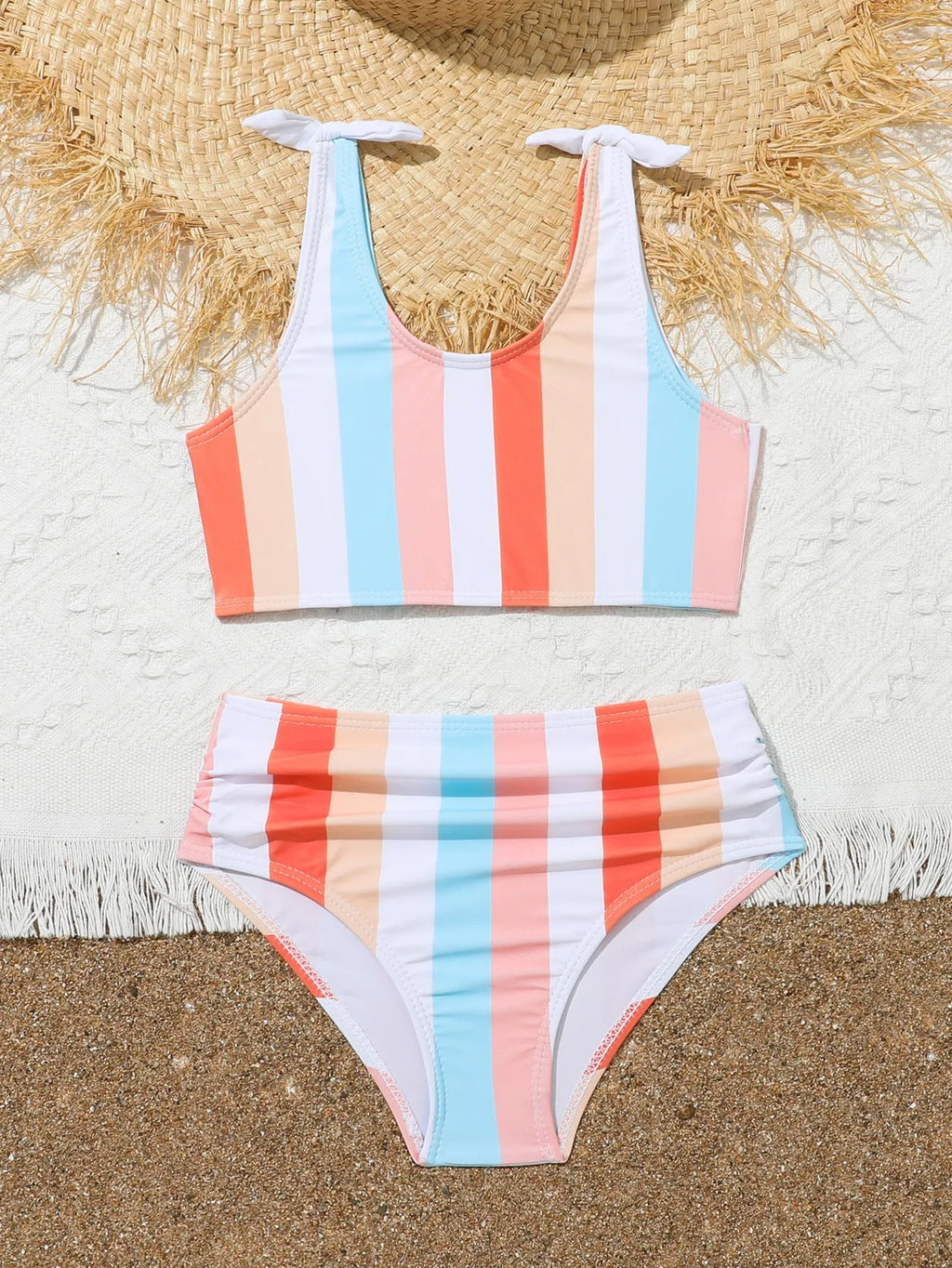 Girls printed plaid two-piece swimsuit set with polyester lining for seaside holidays and swimming