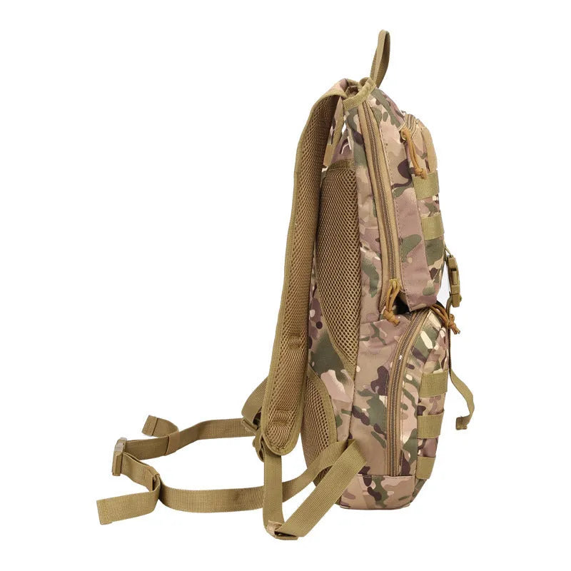Multifunctional large capacity camouflage outdoor water bag made of Oxford cloth for cycling and hiking