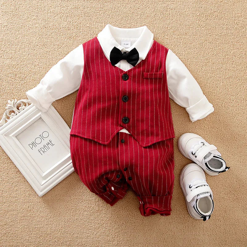 Wine red cotton baby boy romper with long sleeves for autumn wear