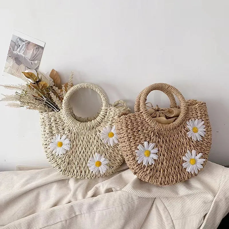 Women's light brown woven crossbody bag with daisy motif and straw-weaving texture, 25x20x8cm