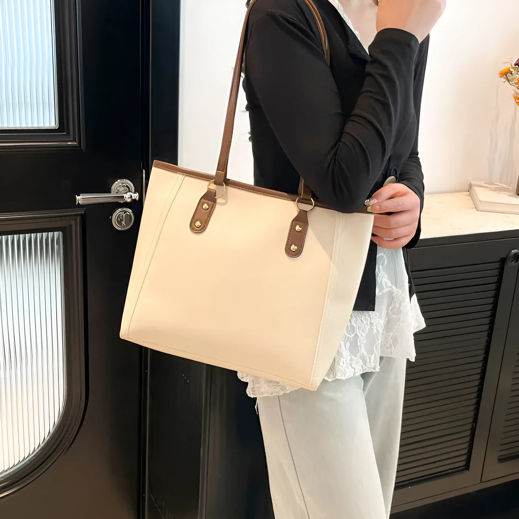 Korean style horizontal square underarm bag in soft PU material with sandwich pocket design