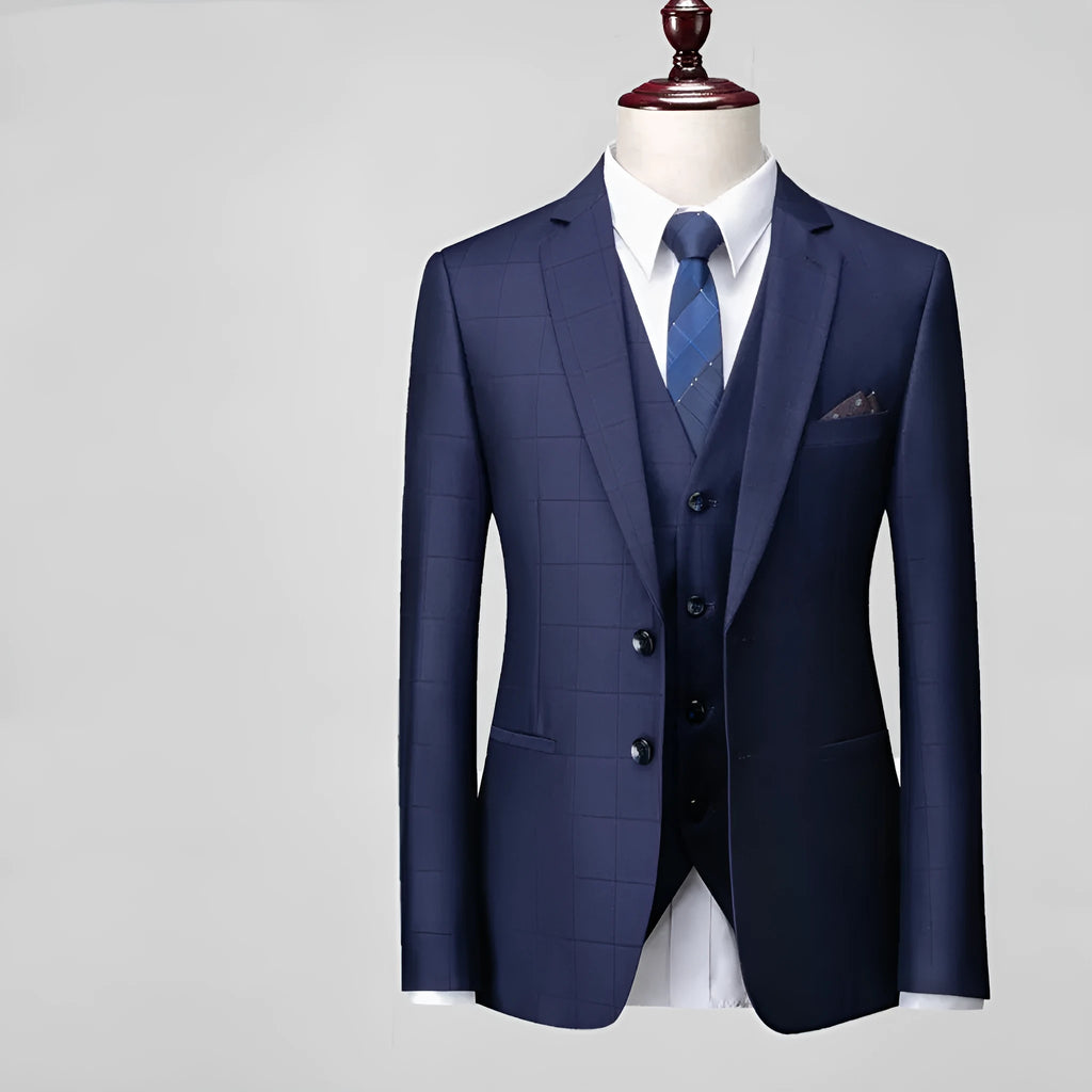Men's navy blue three-piece slim fit business casual suit with vest, jacket and trousers