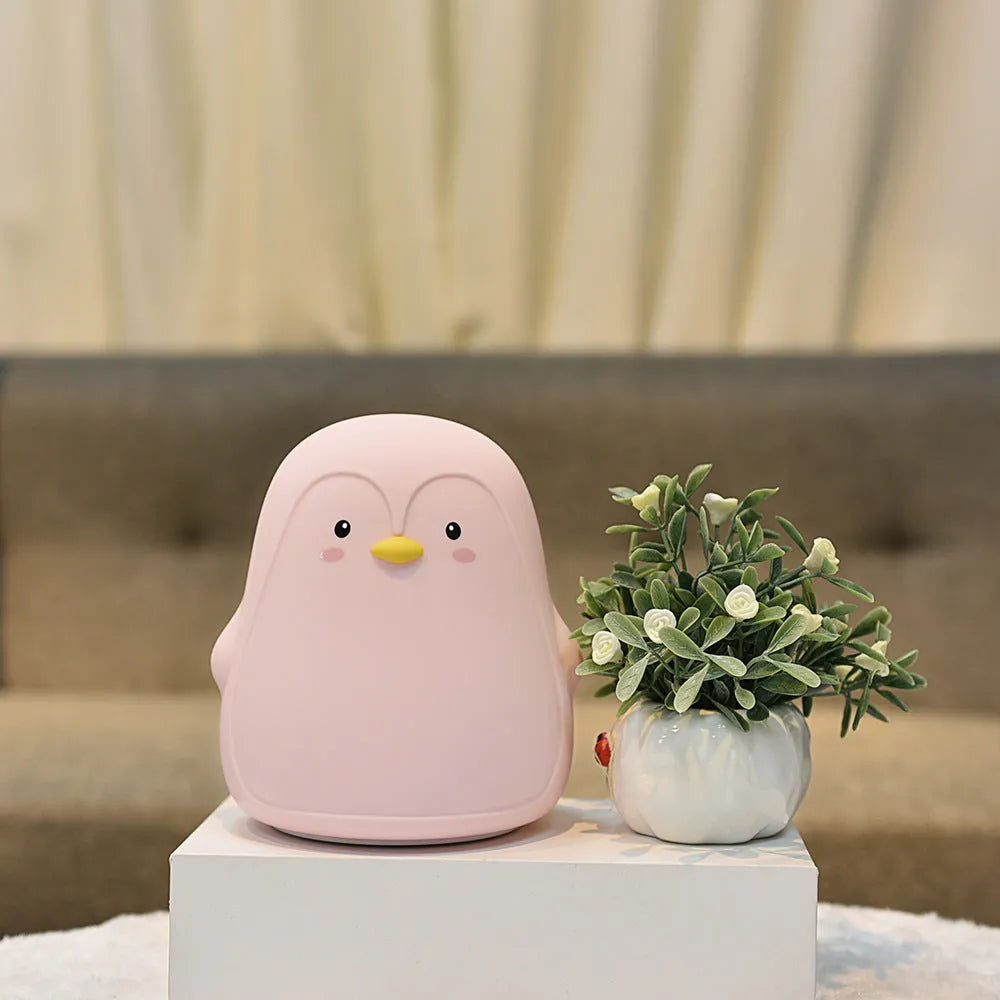 Penguin night light in white with silicone body and USB cable, 118x110x132mm