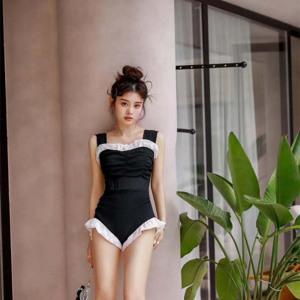 Triangle quick-drying slimming one-piece swimsuit for women in black, green, or pink, sizes M L XL