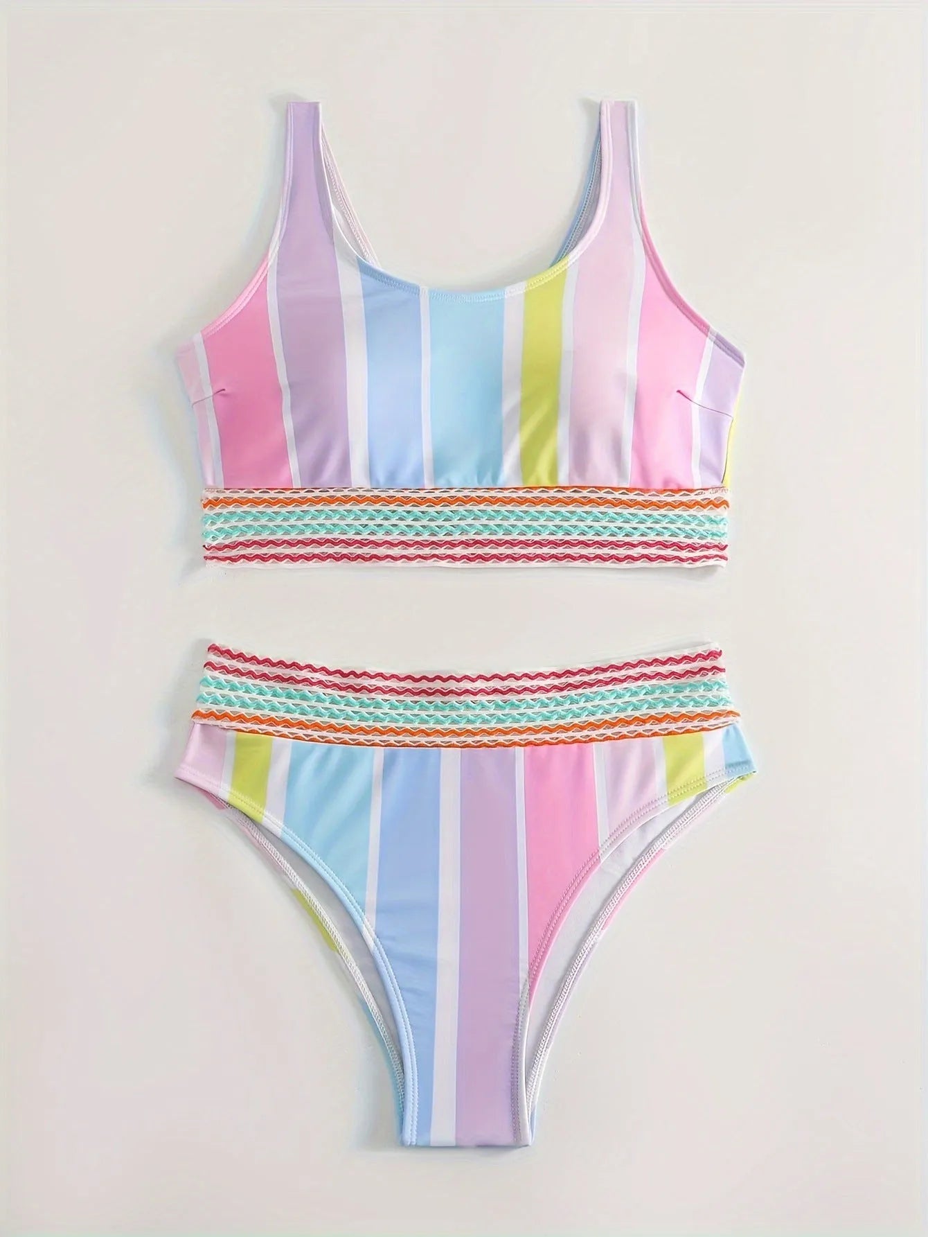 Women's striped bikini set with European style briefs in picture color