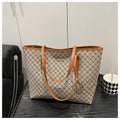 Street style PU leather shoulder bag with adjustable strap in black
