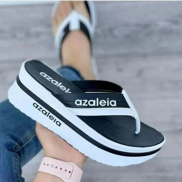 Women's solid colour PU platform casual slippers with a herringbone pattern on the toe.