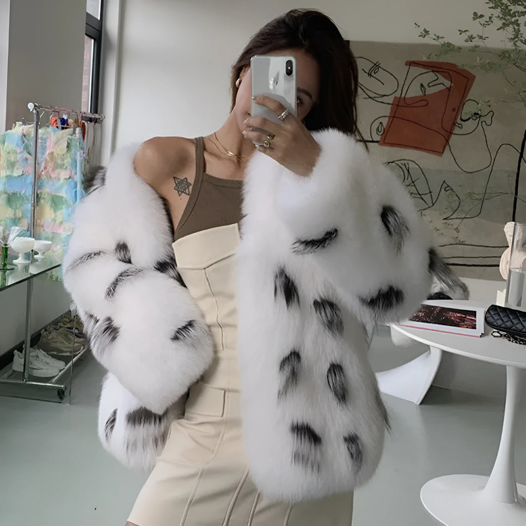 Women's black and white artificial fur coat with Korean-style slim fit and short length