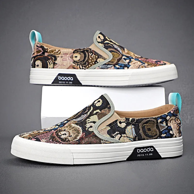 Breathable slip-on canvas sneakers in khaki, gray green, and all black with vulcanised rubber sole