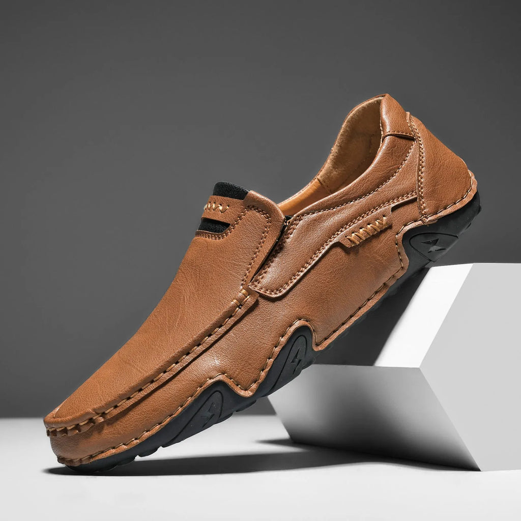 Men's outdoor casual slip-on flat shoes in 2518 Black with microfiber upper and rubber sole