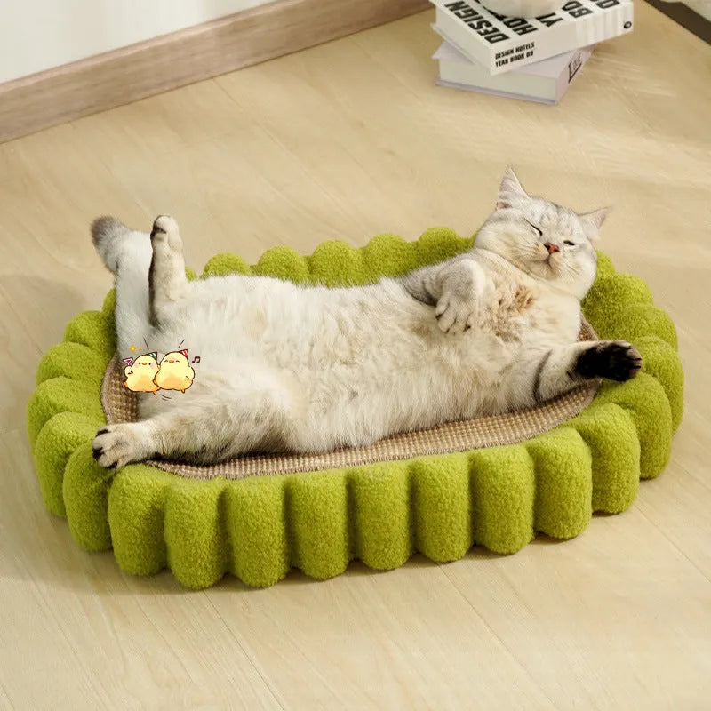 Green oval cat scratch pad bowl made of sisal, serving as a cat scratcher and bed lounge