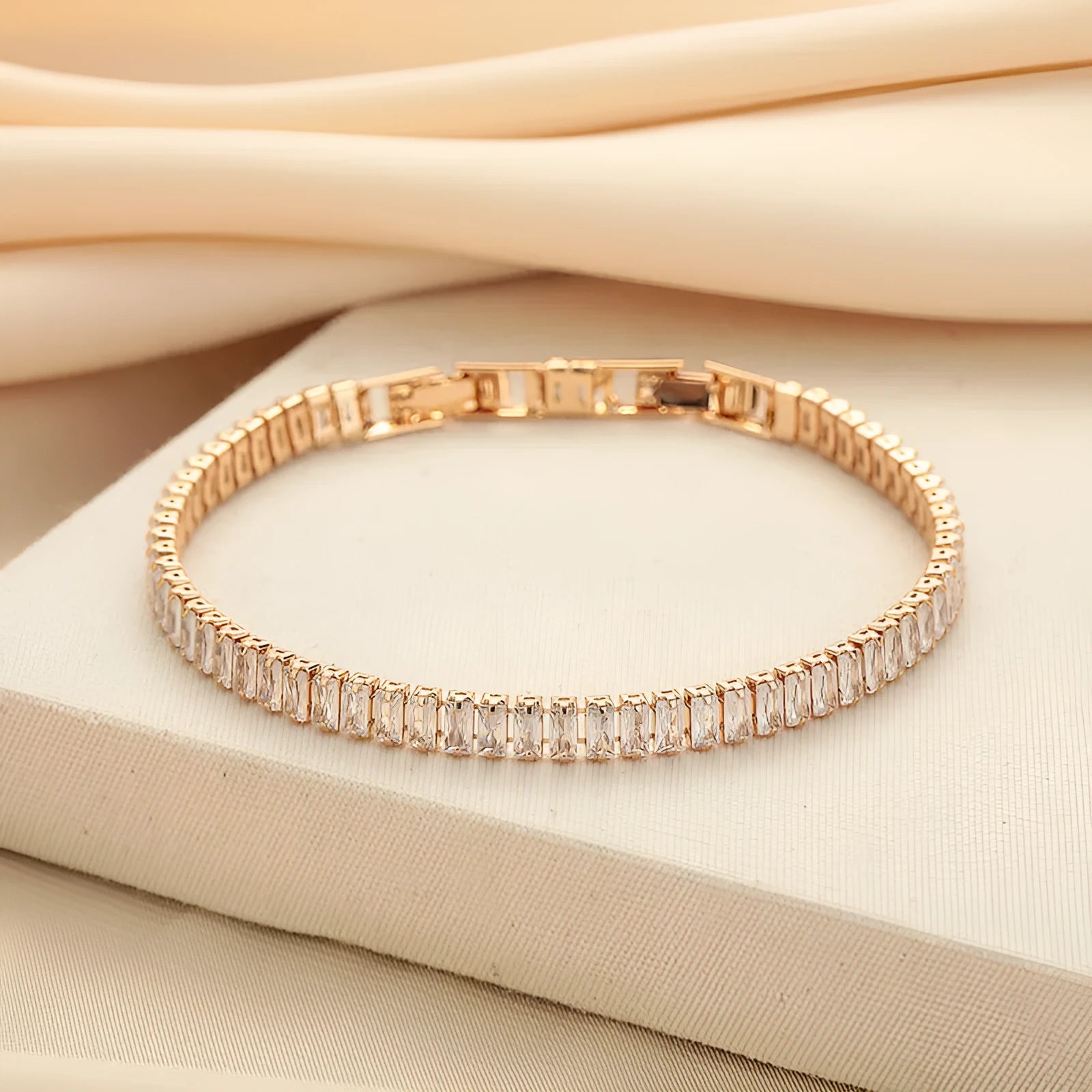 European and American simple rectangular affordable luxury bracelet with inlaid zircon in Champagne Gold and Silver